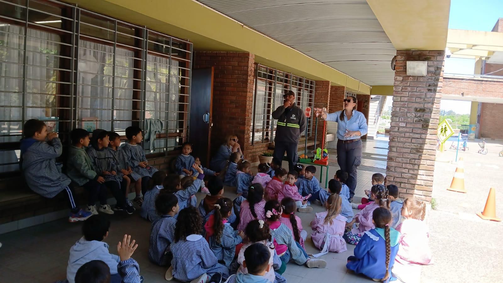 Desde la infancia: educación vial llegó a la Escuela 35 de Sandú