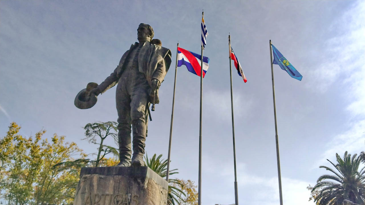Conmemoración del 214° aniversario de la Batalla de Las Piedras y Día del Ejército Nacional