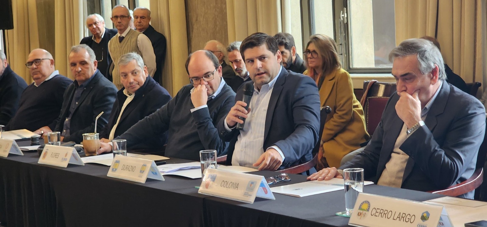 Intendente Algorta participó de la primera Sesión del Congreso de Intendentes 