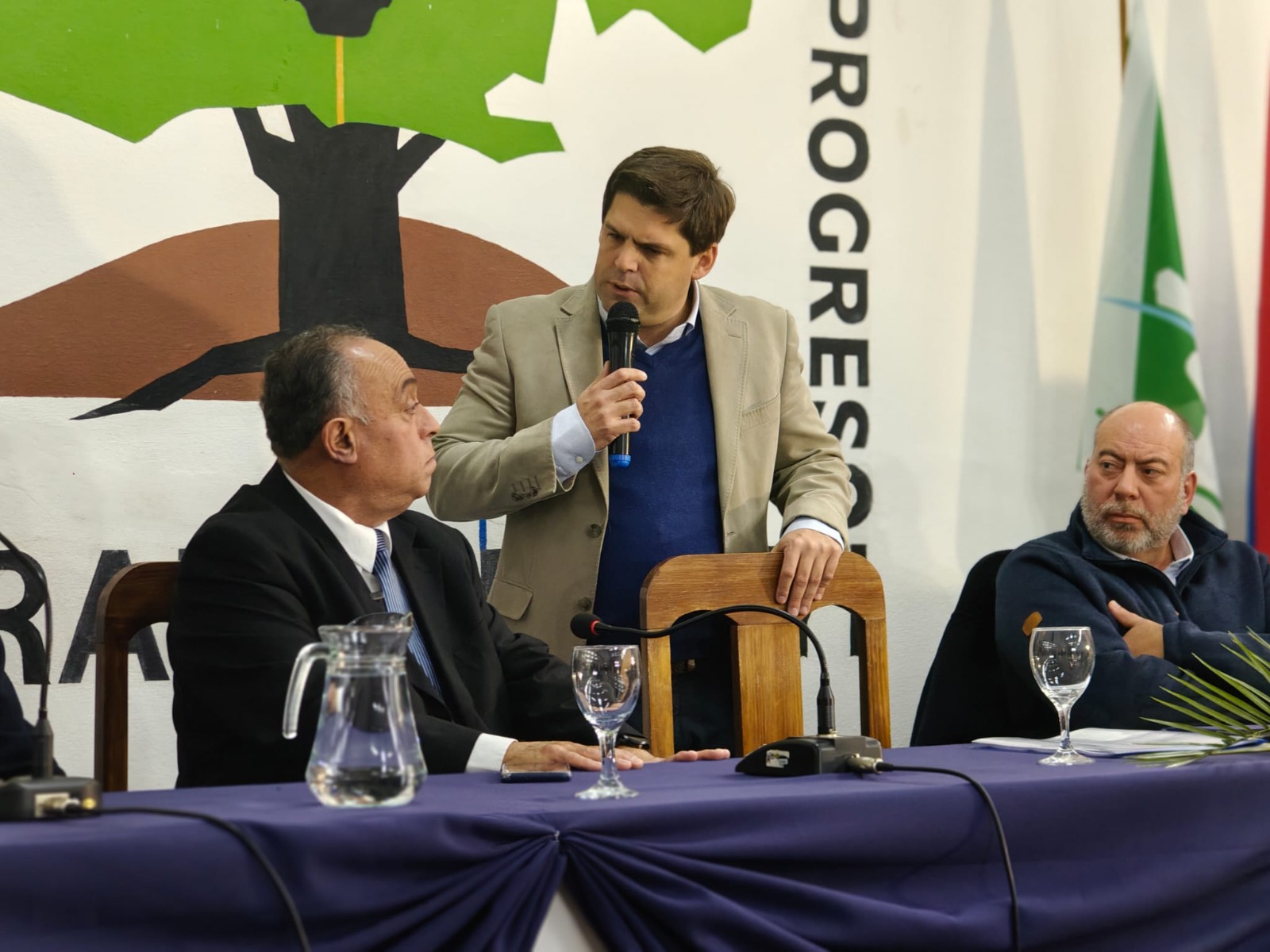 Algorta participó en asunción del Alcalde Mario César Pereyra