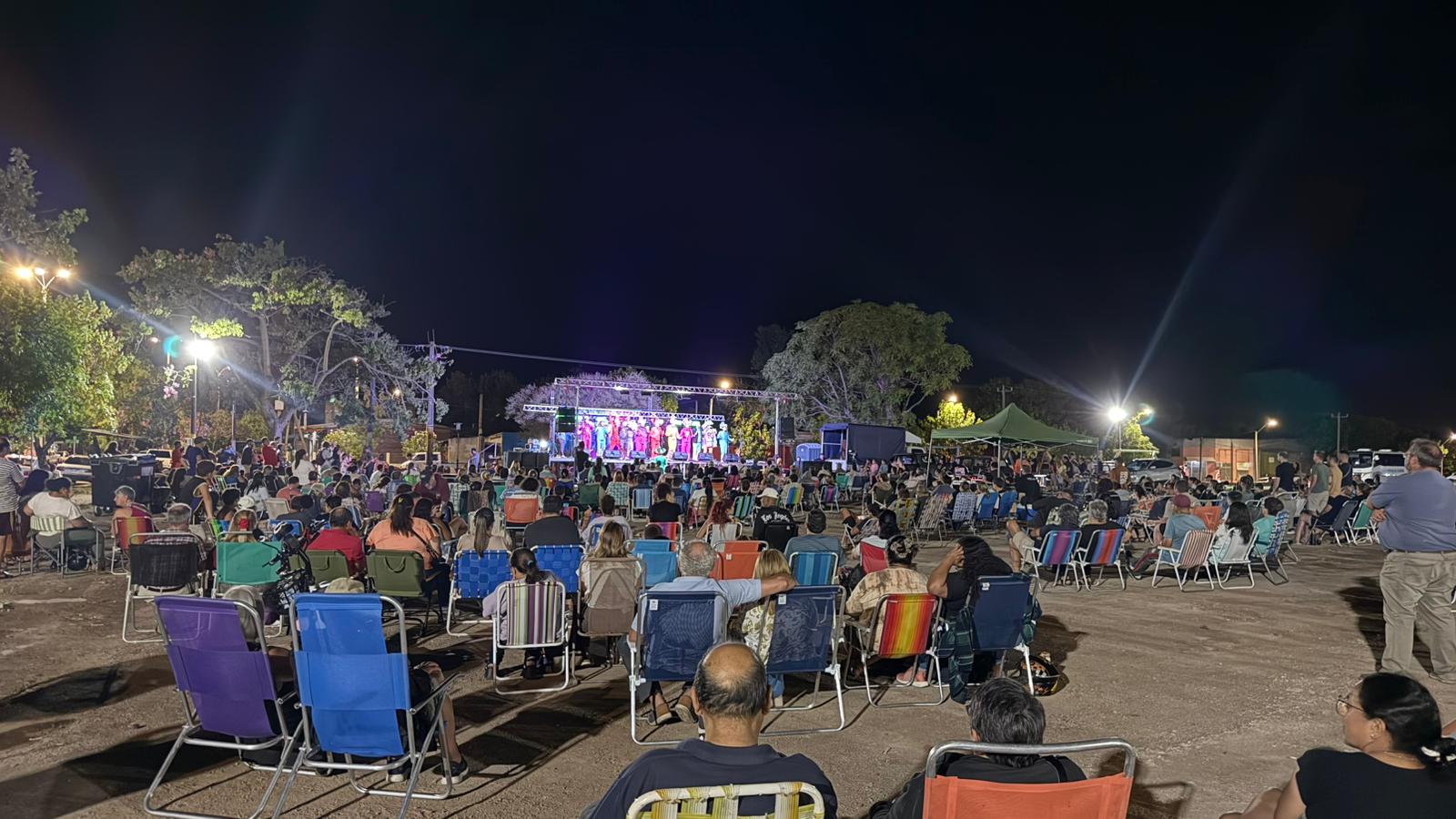 Jueves: espectáculo de carnaval en el Landoni - Sábado: entierro de carnaval por calle Oribe