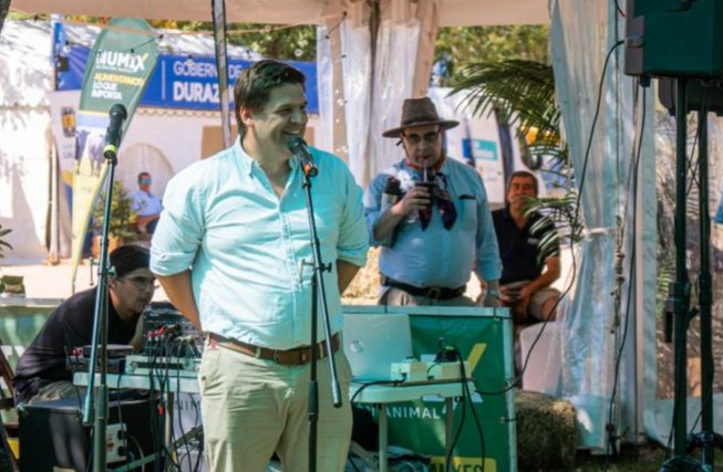 Algorta destacó el prestigio de la Expo Durazno y el valor de la familia rural