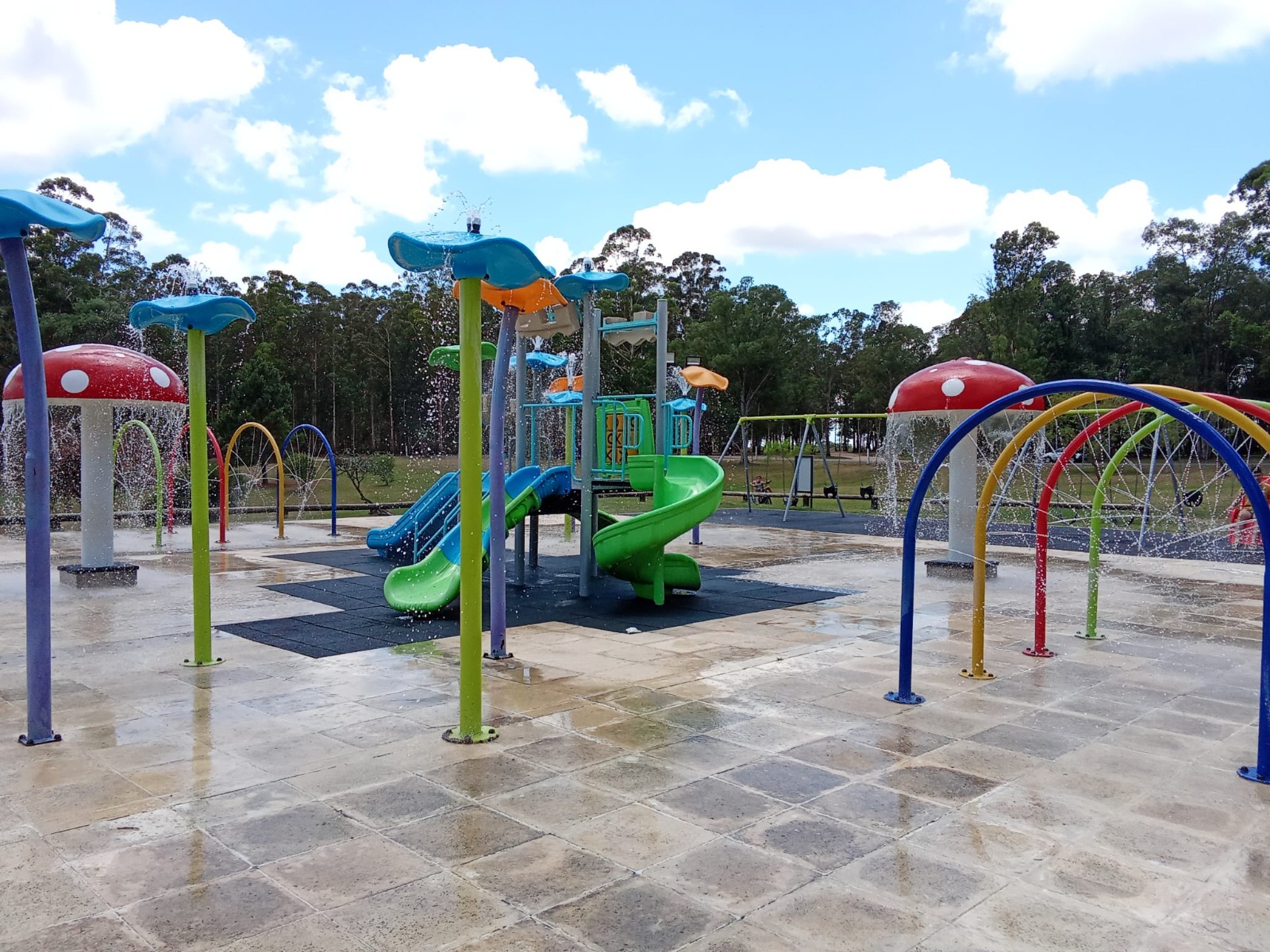 Parque infantil de juegos de agua estará habilitado sábados y domingos