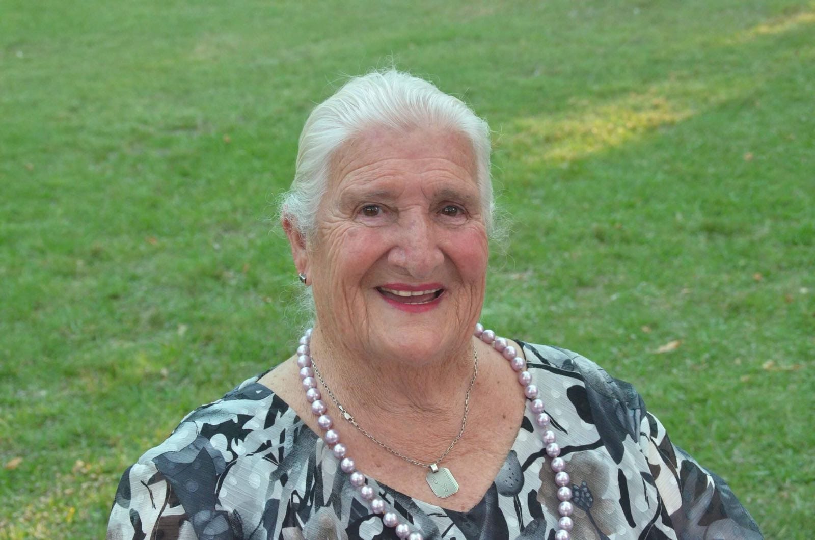 Incorporación al nomenclátor y reconocimiento a la Maestra Elsa Ghigliano de López