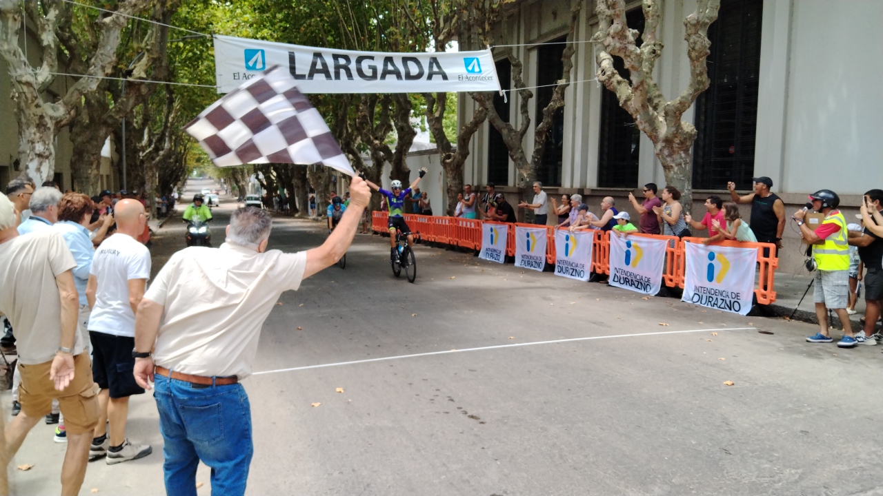 Etapa de la 41ª Vuelta Ciclista de la Juventud llegó a Durazno este sábado