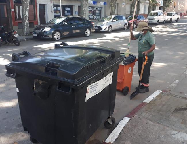 Servicio de barrido urbano Prensa IDD.jpg