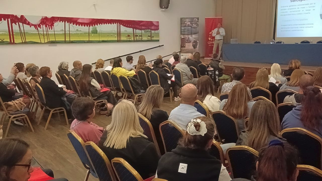 Nueva jornada en Durazno para actualizar el cuidado de las personas mayores