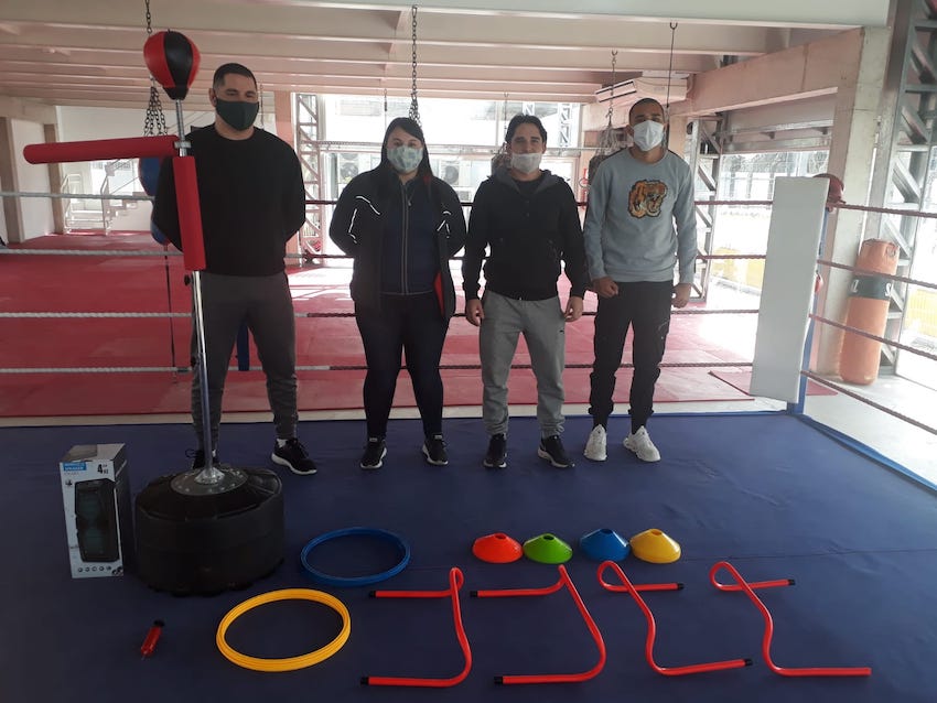 Nuevos materiales para gimnasio de boxeo Prensa IDD 2