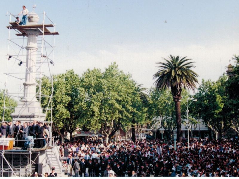 apertura monumento cristobal colon 