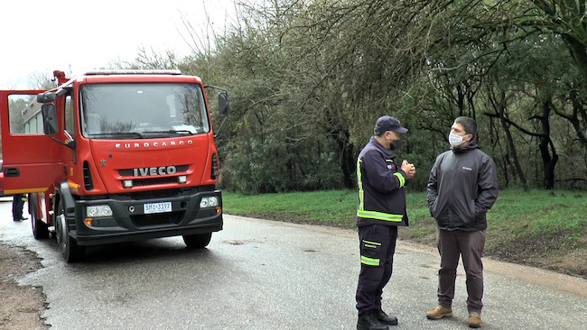 Intendente Reyna con Bomberos Prensa IDD 3