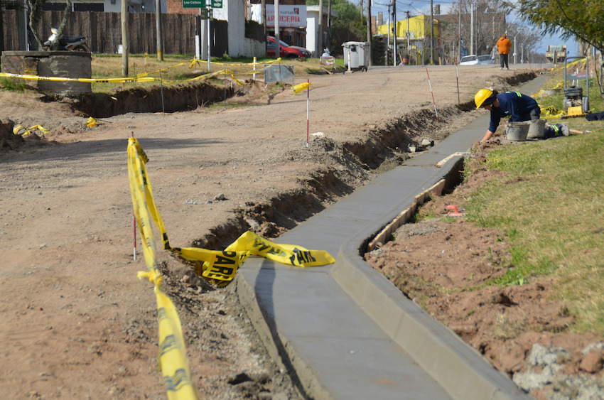 Obra en Irisarri en Santa Bernardina Prensa IDD 1