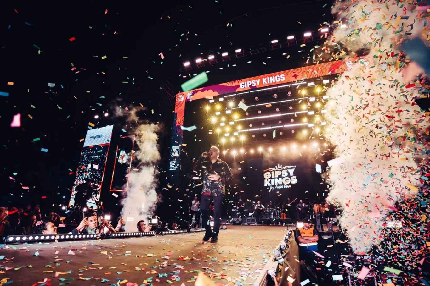 Gipsy Kings dejó su sello en el Festival con un show ovacionado de principio a fin