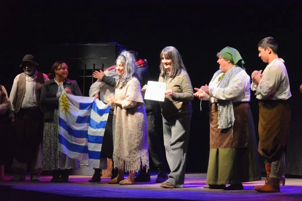 «La Loca del Bequeló» brilló en el Festival Internacional Diamante en Teatro