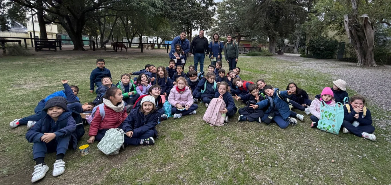 Estudiantes del Colegio San Luis exploraron el Bioparque en el marco de un trabajo sobre aves y mamíferos