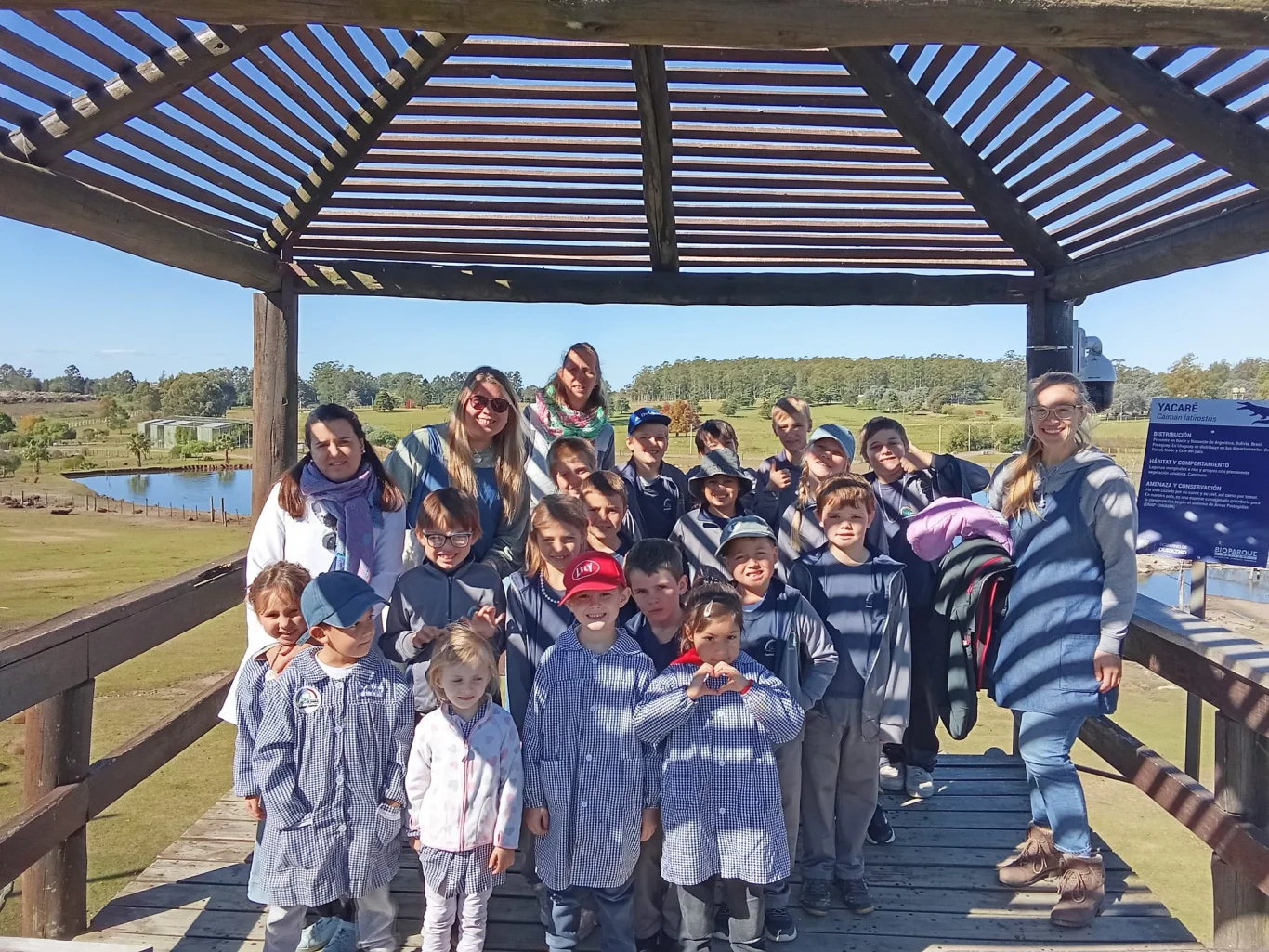 Personas con discapacidad y escolares rurales vivieron una jornada especial en el Bioparque