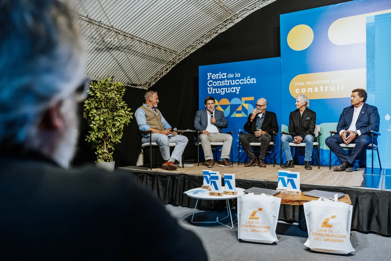 Durazno protagonista en el Arqatón 2025: ¡Ya tenemos el proyecto ganador!