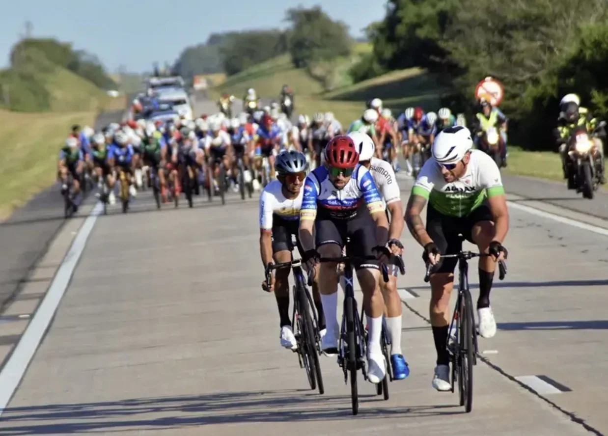 La Vuelta Ciclista del Uruguay llega este viernes a Durazno: habrá cortes en Ruta 5 y una etapa clave el 4 de abril frente a la Intendencia