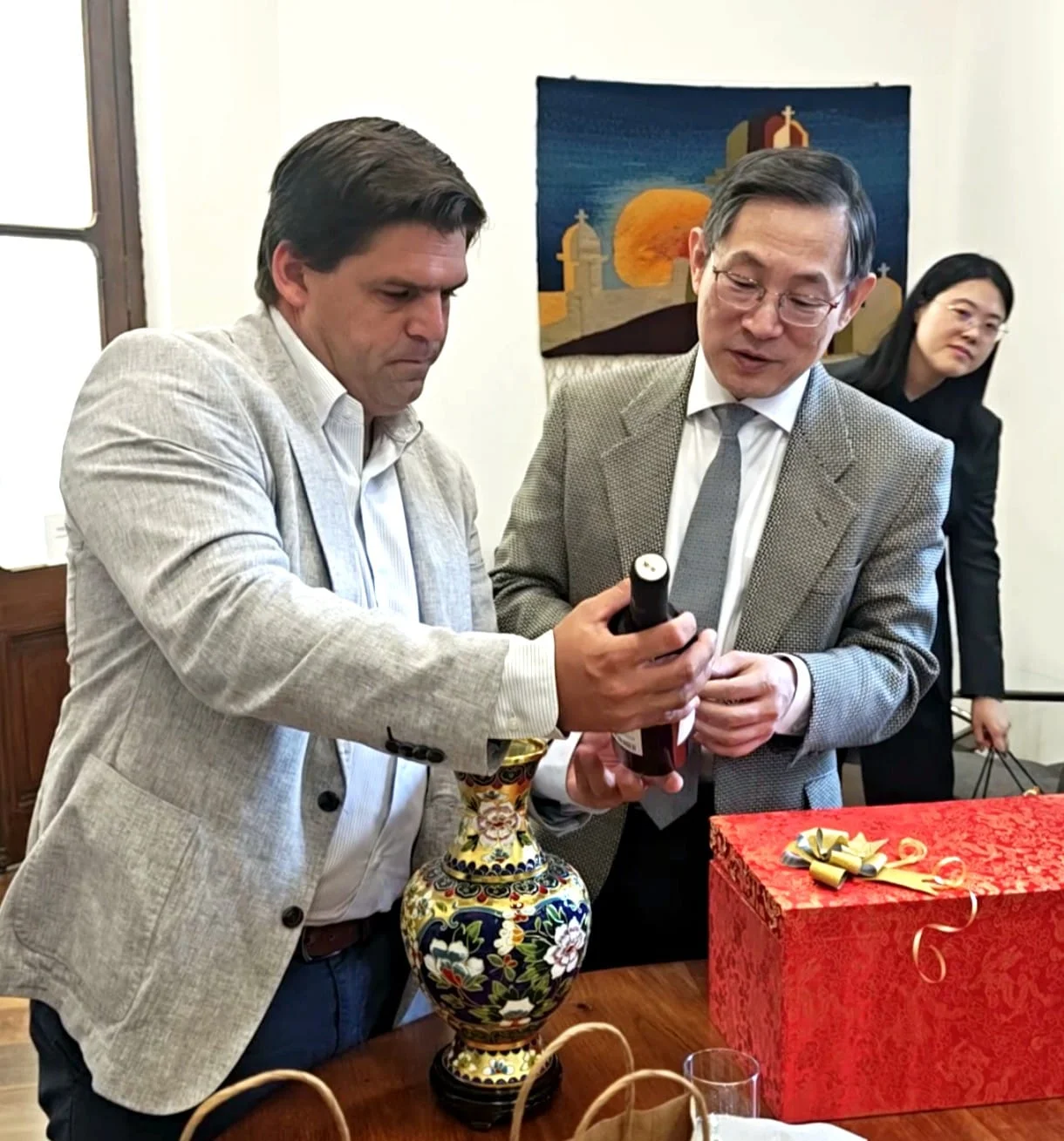 Algorta recibió al embajador chino para estrechar lazos comerciales