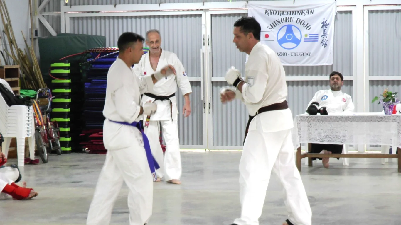 Carlos Torena logró el Cinturón Negro en Karate