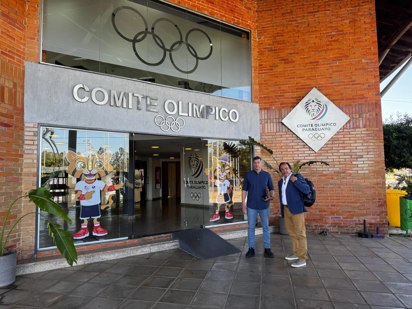 Visita al velódromo olímpico en Paraguay