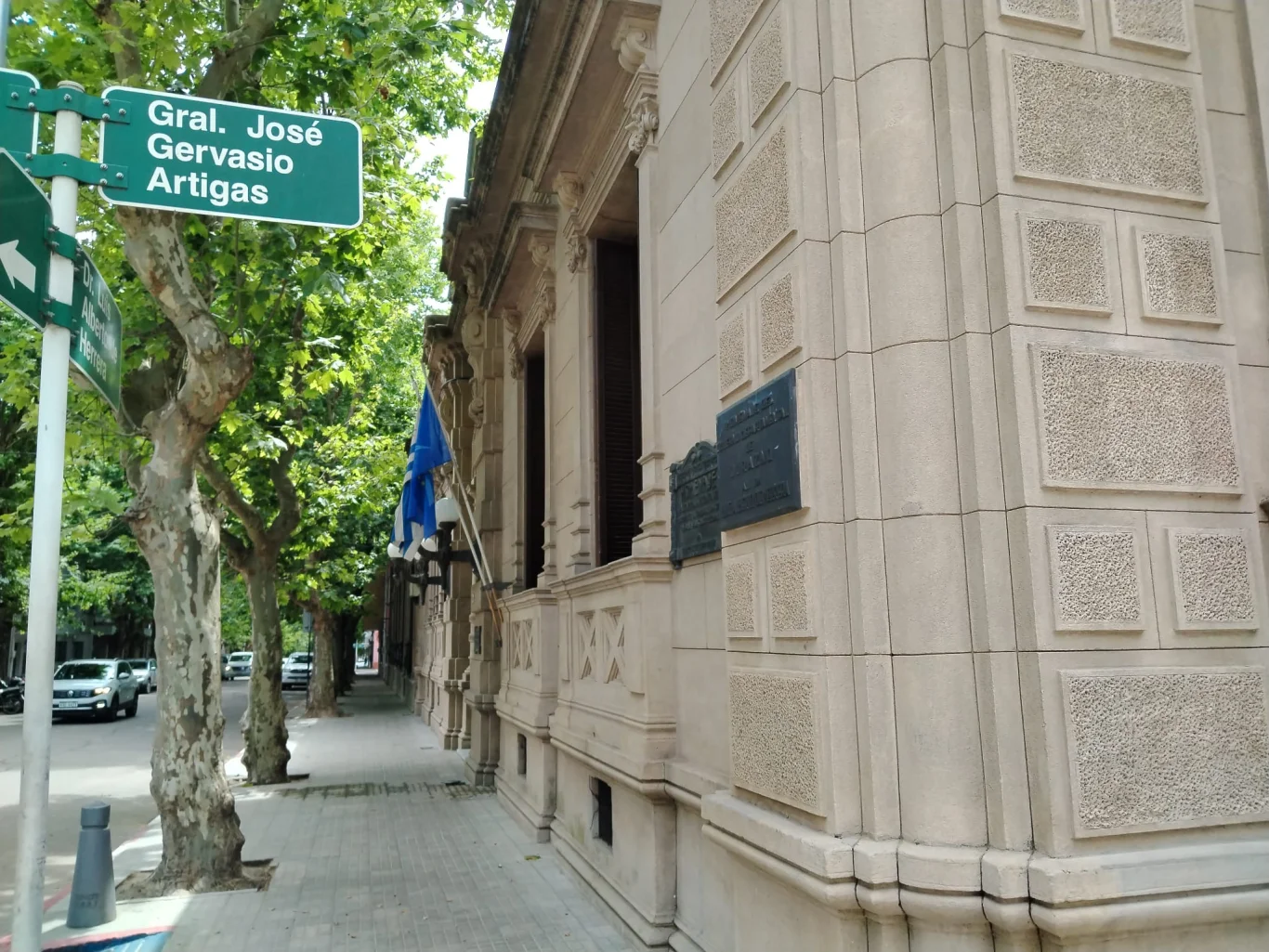 Horarios especiales en servicios públicos por Navidad y Año Nuevo