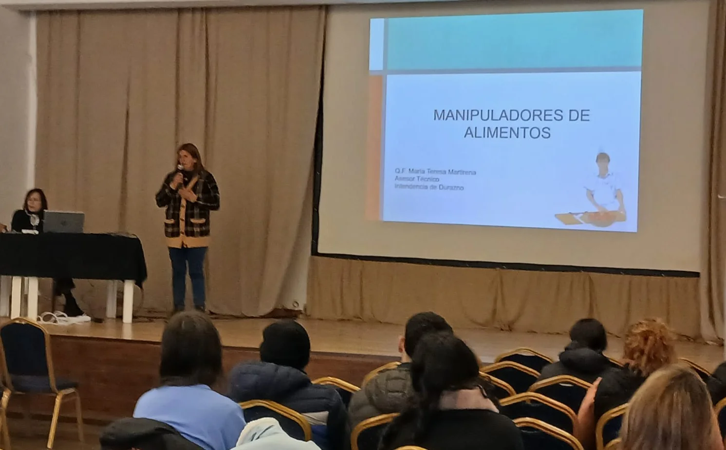 Se realizó nueva jornada de capacitación para obtener el carné de manipulación de alimentos